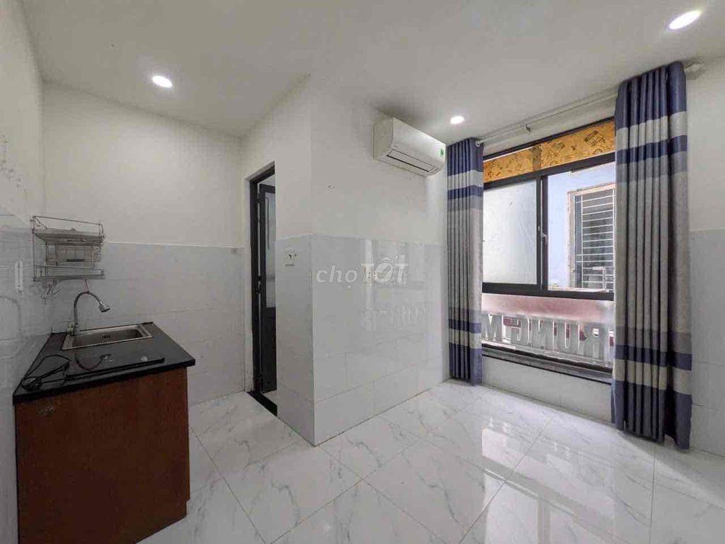 PHÒNG FULL NỘI THẤT NGAY SÁT TRƯỜNG ĐH VĂN HIẾN