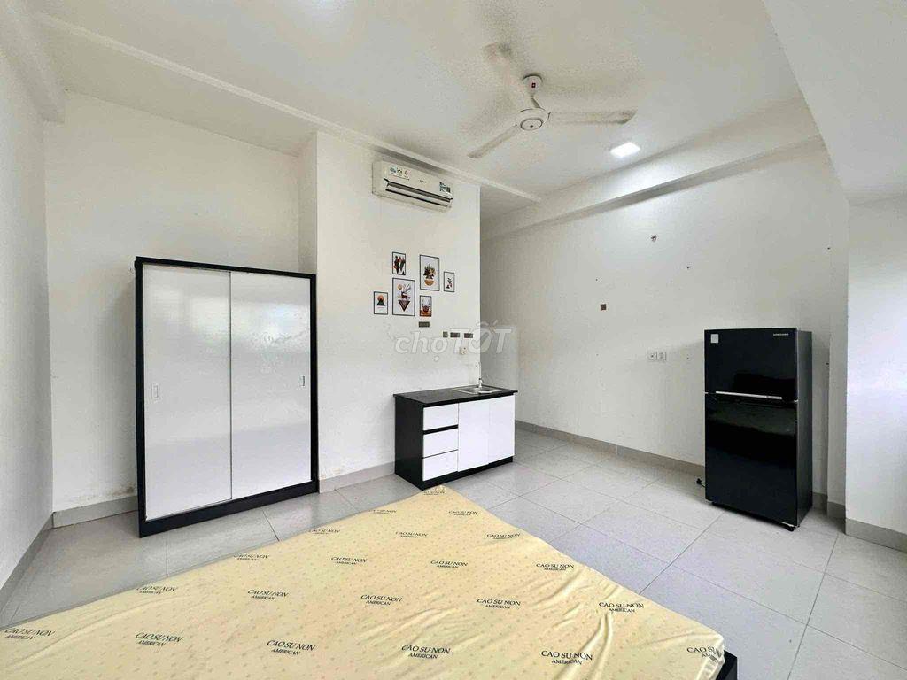 STUDIO CỬA SỔ TRỜI NGAY AEON TÂN PHÚ - ĐẠI HỌC CÔNG THƯƠNG