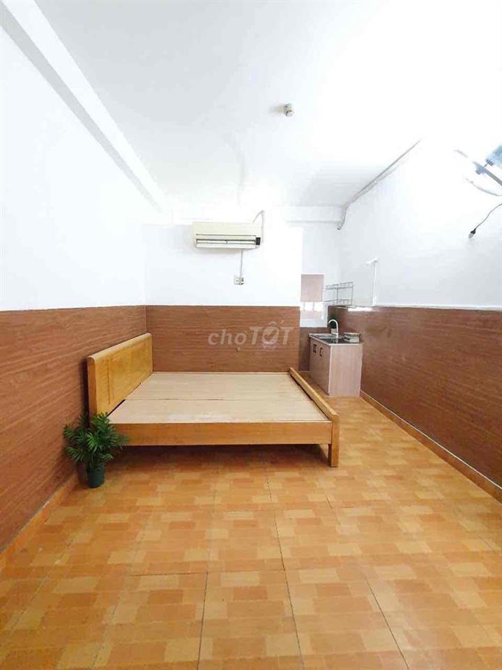 PHÒNG CỰC KÌ RỘNG FULL NỘI THẤT NGAY AEON TÂN PHÚ ĐẠI HỌC CÔNG THƯƠNG