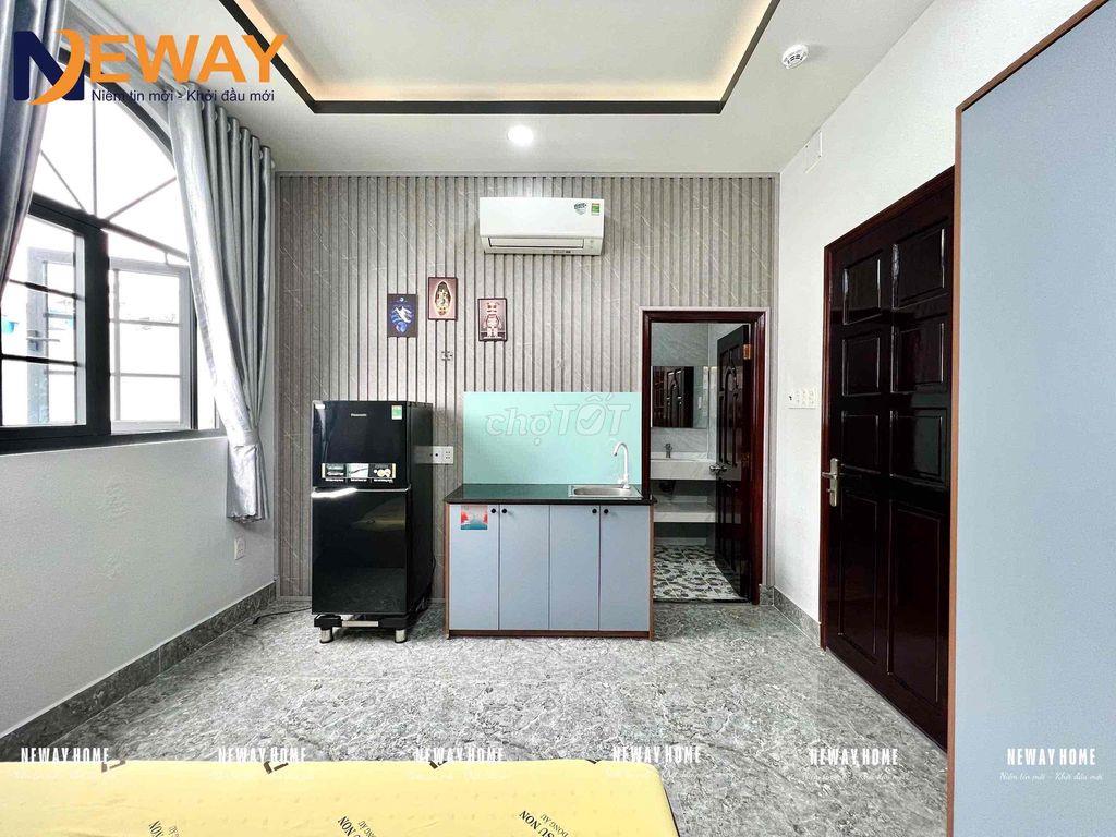 PHÒNG FULL NỘI THẤT CỬA SỔ TRỜI CÁCH TRƯỜNG VĂN HIẾN 10P