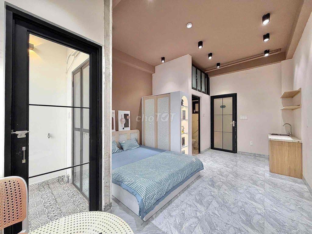 STUIDO BAN CÔNG FULL NỘI THẤT THIẾT KẾ HIỆN ĐẠI GẦN AEON TÂN PHÚ