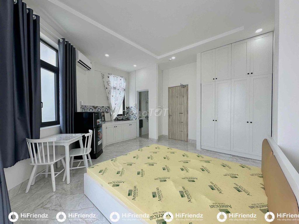 STUDIO BAN CÔNG FULL NỘI THẤT NGAY VÒNG XOAY PHÚ LÂM ĐH MỞ