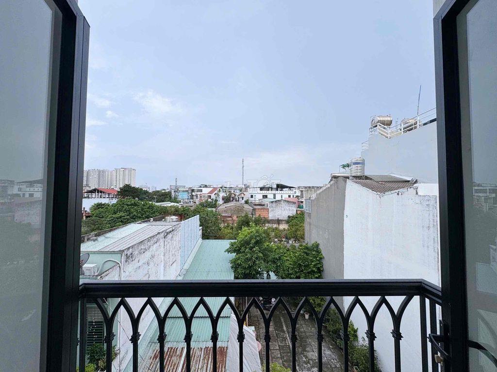 STUDIO BAN CÔNG FULL NỘI THẤT NGAY CẦU VƯỢT CÂY GÕ ĐH Y DƯỢC