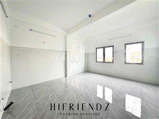 STUDIO CỬA SỔ TRỜI CHỈ TÍNH PHÍ ĐIỆN NƯỚC GẦN NHÀ THỜ PHAOLO