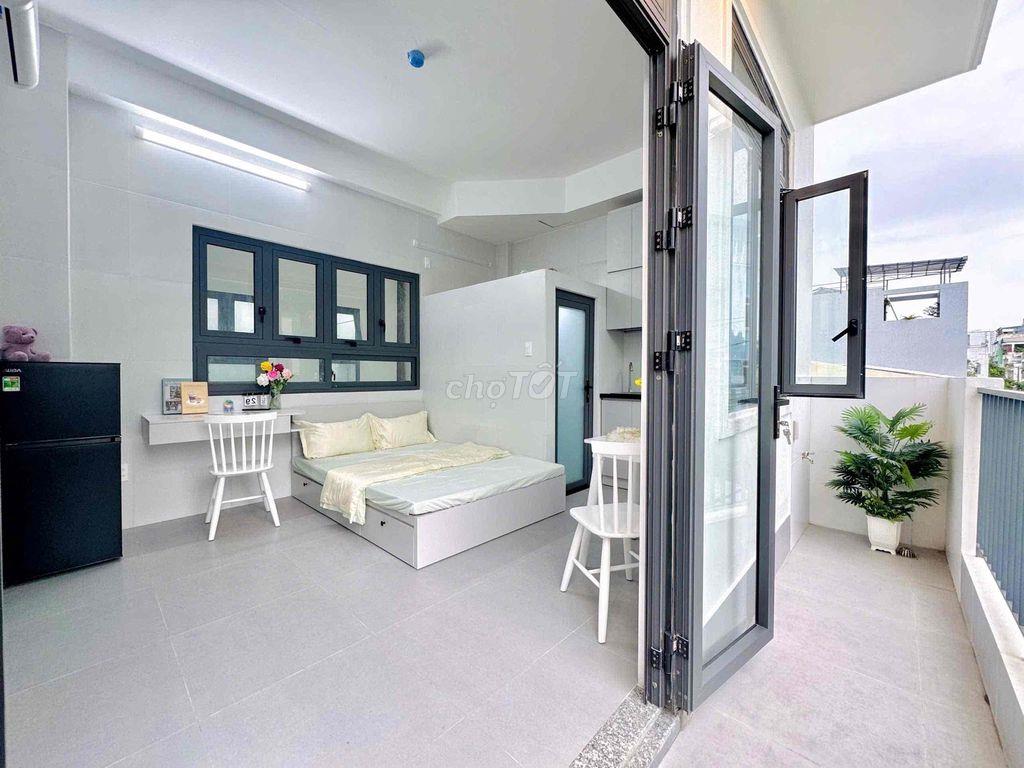 STUDIO BANCOL XINH IU NGAY LẠC LONG QUÂN_ÂU CƠ NUÔI PET