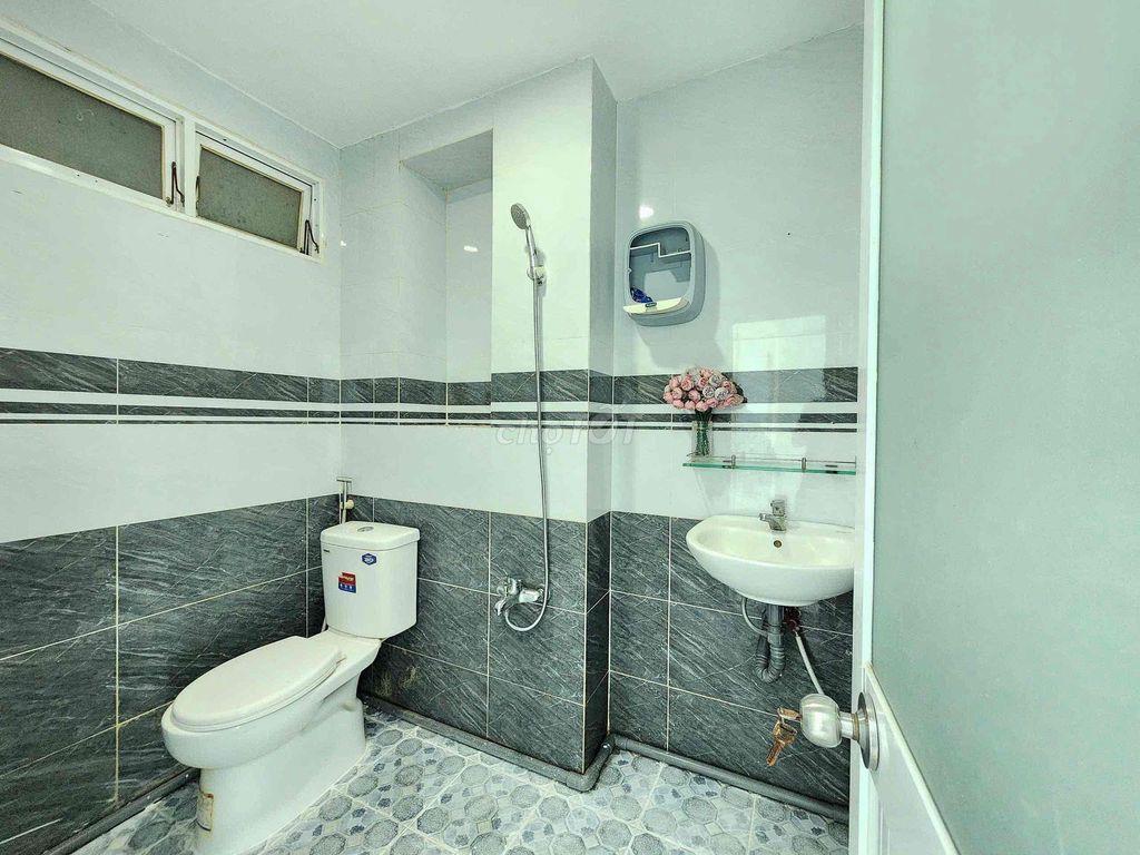 CHO THUÊ STUDIO TÁCH BẾP FULL NỘI THẤT CÓ CỬA SỔ TRỜI THOÁNG