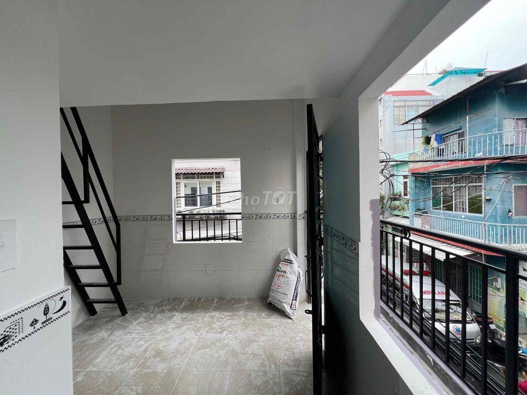 CHÍNH CHỦ CHO THUÊ PHÒNG GÁC MỚI XÂY - AN NINH CAO CÓ BAN CÔNG THOÁNG