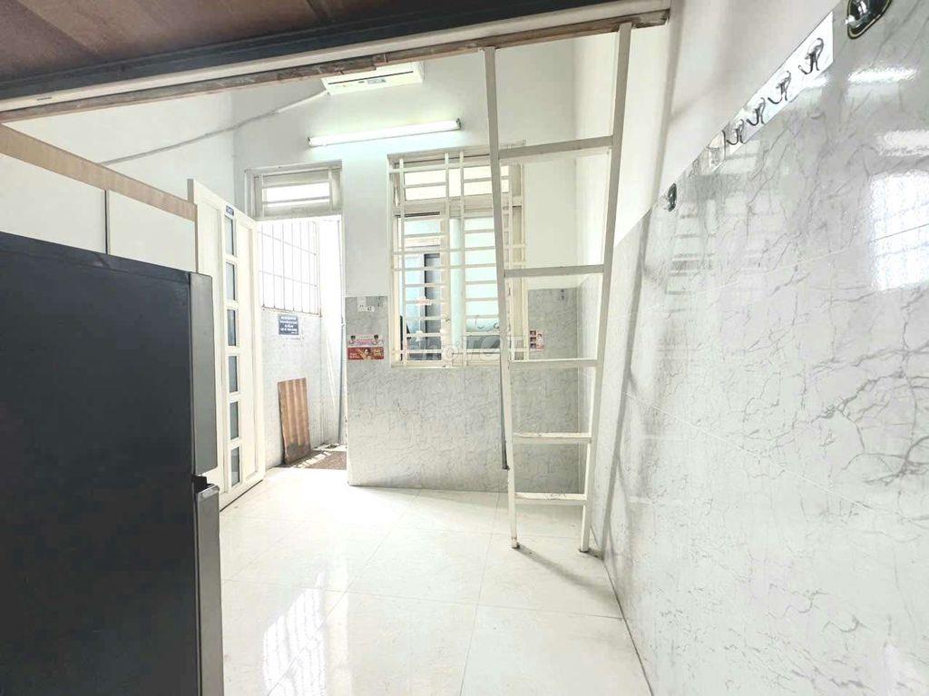 Chung Cư Mini Giá Rẻ - Bảo Vệ 24/24 Ngay ĐH Văn Hiến - Giờ Giấc Tự do 