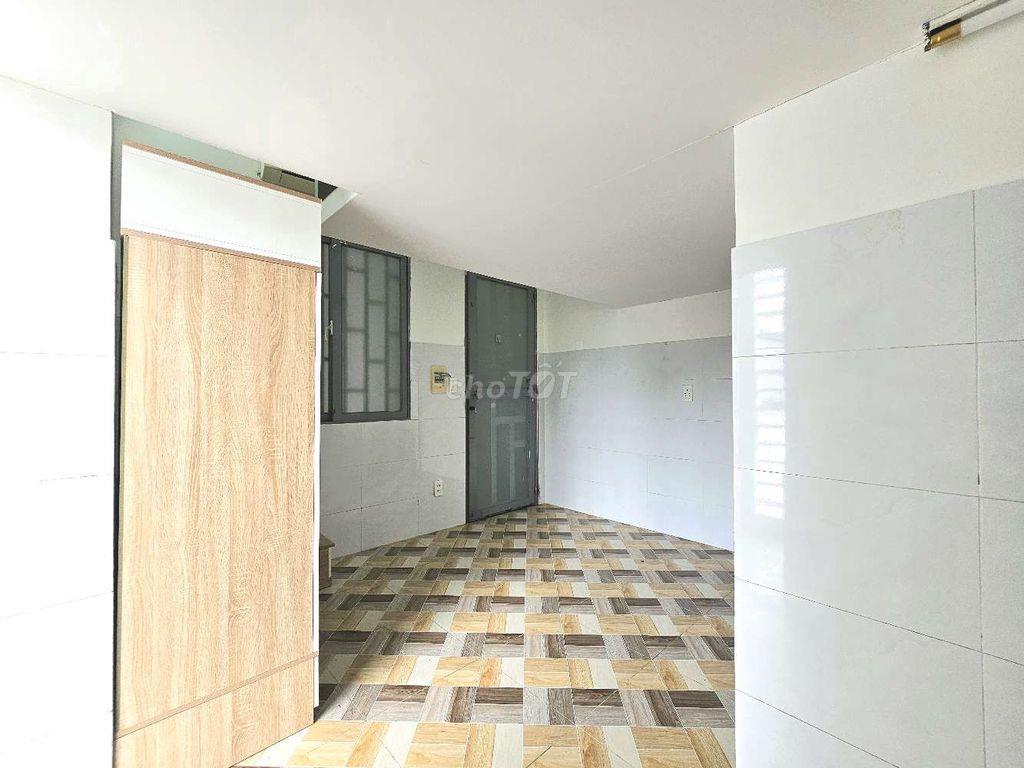 Căn Hộ Mới Xinh có Thang Máy - Tiện Nghi Giờ Giấc Tự Do Cách VHU 10p📍