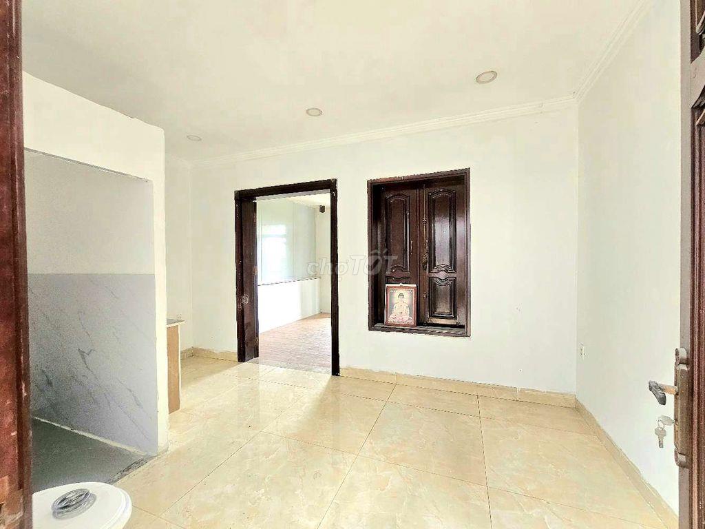 🏡 PHÒNG ban công RỘNG THOÁNG – TÁCH BẾP RIÊNG 🌿GẦN KCN Tân Bình📍