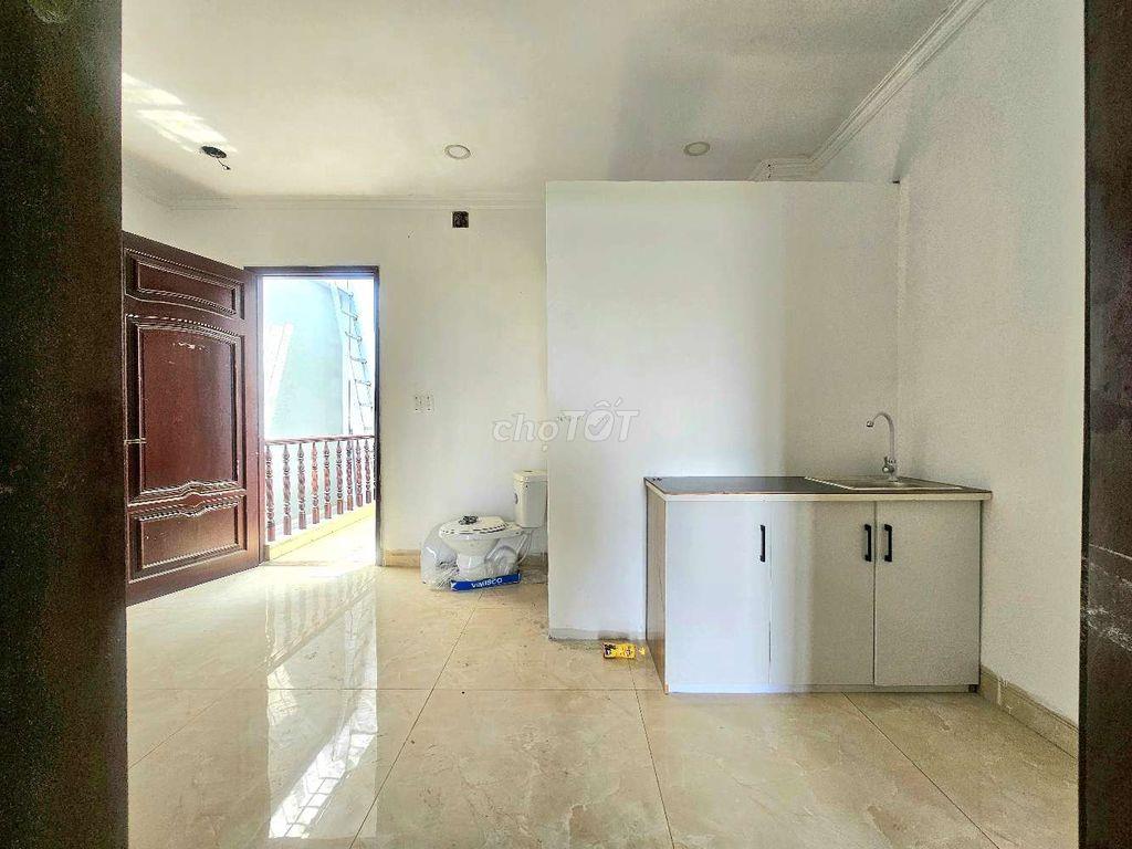 🏡 PHÒNG ban công RỘNG THOÁNG – TÁCH BẾP RIÊNG 🌿GẦN KCN Tân Bình📍