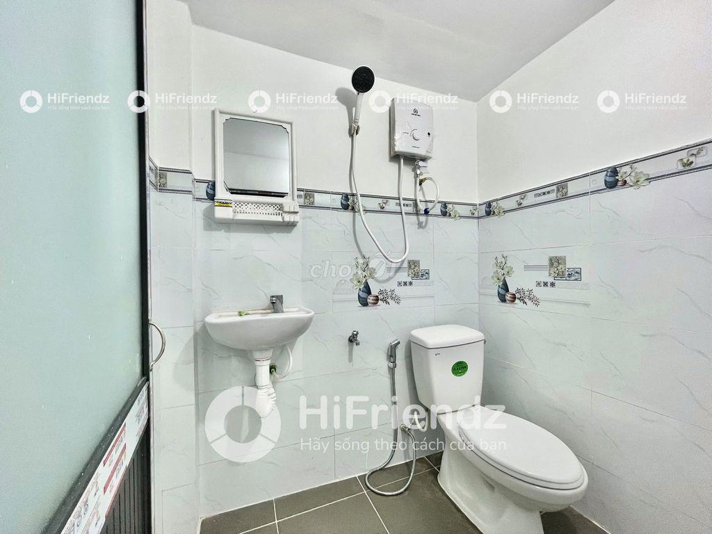 Duplex Cửa sổ trời, 30m2, Sẵn nội thất, đường Hương Lộ 2, Ngã 4 Bốn Xã