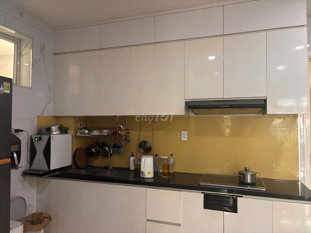 Chính chủ cho thuê căn hộ chung cư 1 PN, full nội thất
