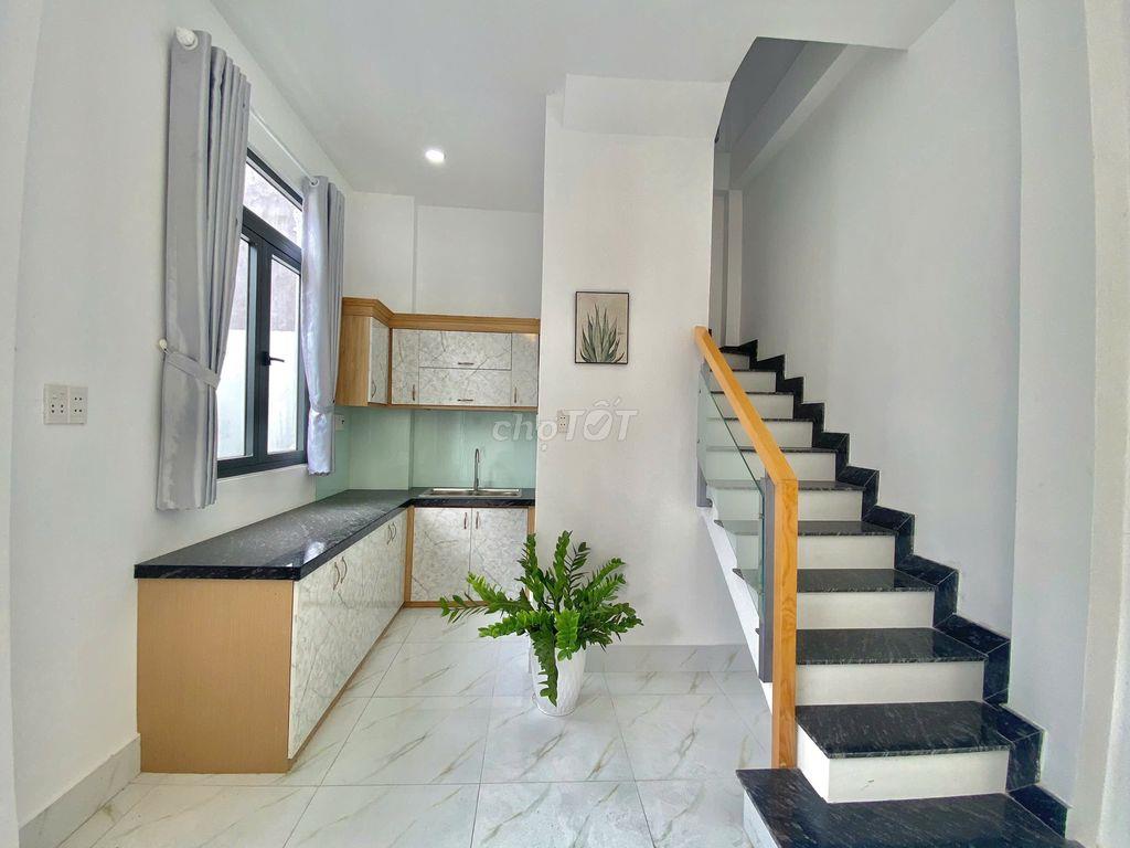 CHO THUÊ NHÀ 3 TẦNG 4PN 3WC, LIÊN KHU 5-6, BÌNH TÂN, GIÁ 8TR/THÁNG