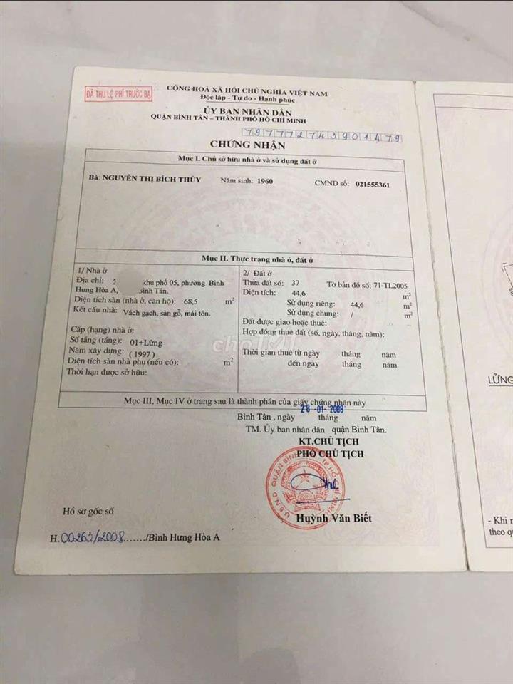 nhà cần bán gấp 