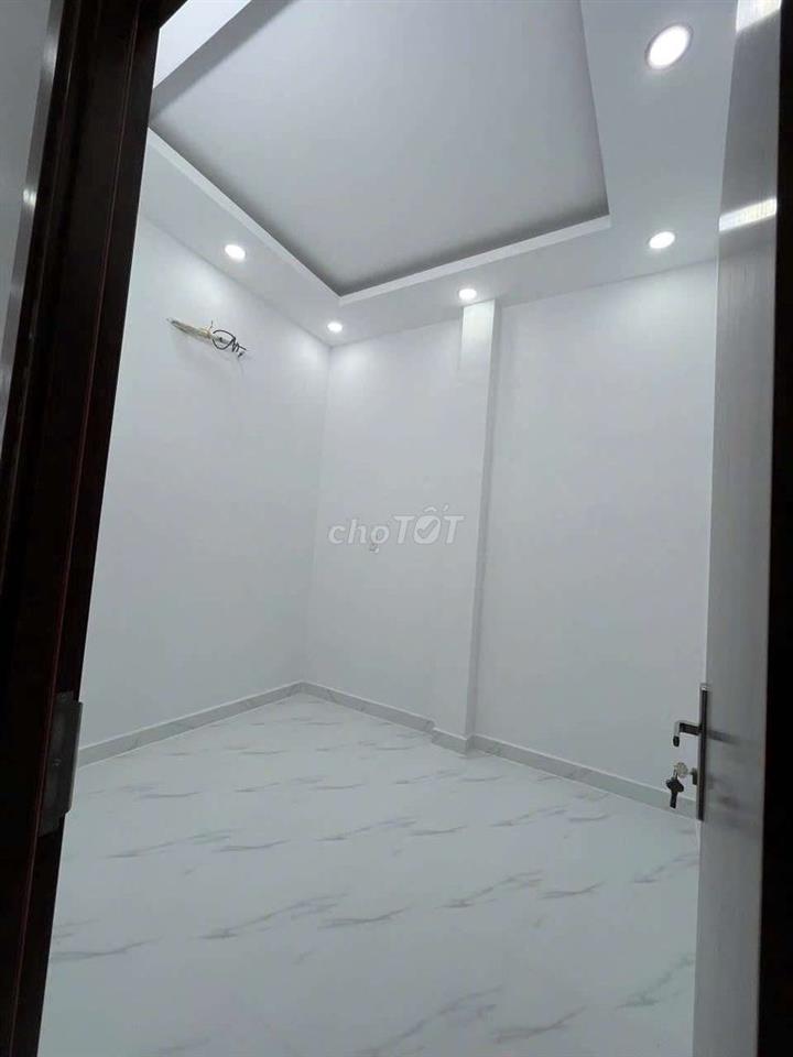 Nhà 4x15m trương phước phan thông lê văn quới gần 4 xã giáp tân phú.