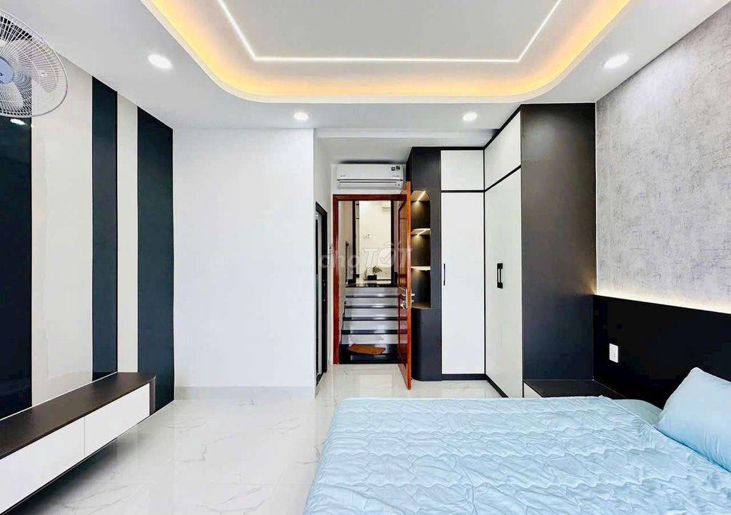 Nhà ngay mã lò-lê văn quới 4x16m lửng 3 lầu 5pn.5wc 
