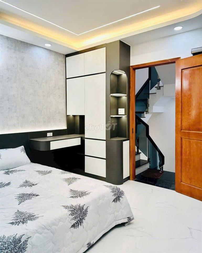 Nhà ngay mã lò-lê văn quới 4x16m lửng 3 lầu 5pn.5wc 