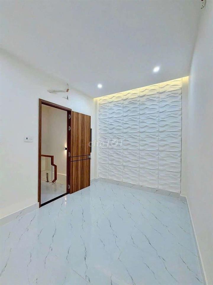 Nhà trương phước phan-tân hòa đông 4x10m 1 lầu 3pn hẻm thông xe hơi