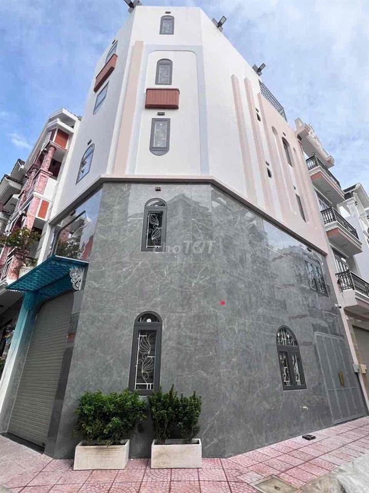 NHÀ GÓC CỰC ĐẸP