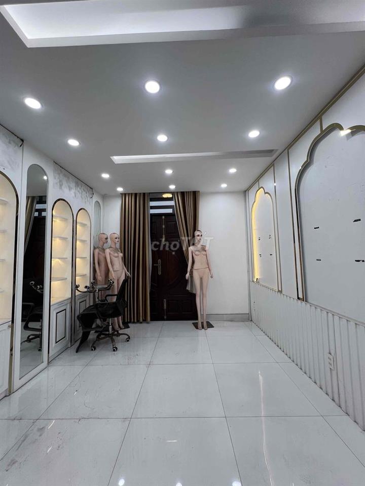 NHÀ MẶT TIỀN KINH DOANH