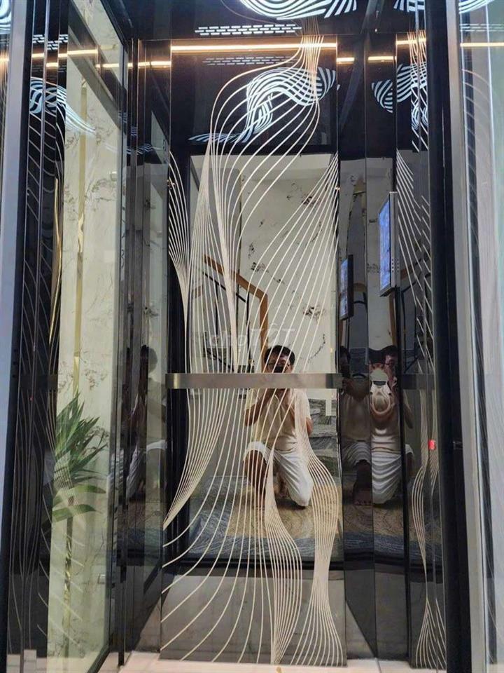Bán Nhà Đg 6 m An Dương vương , BT