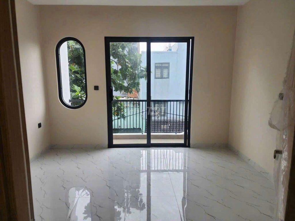 Bán Nhà Đg 6 m An Dương vương , BT