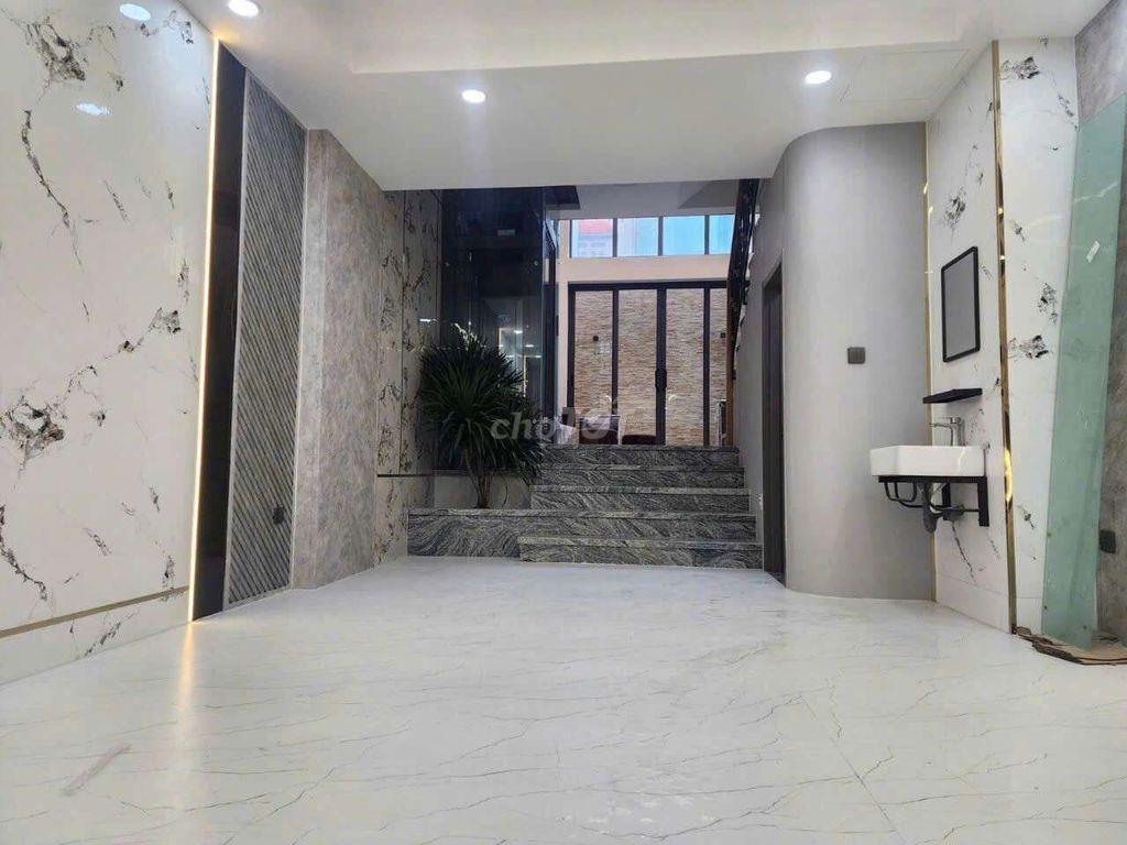 Bán Nhà Đg 6 m An Dương vương , BT