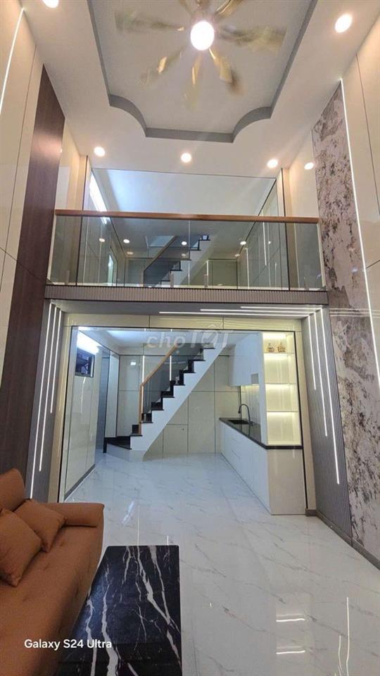 Bán nhà hẻm 5 m An Bình p5 Quận 5