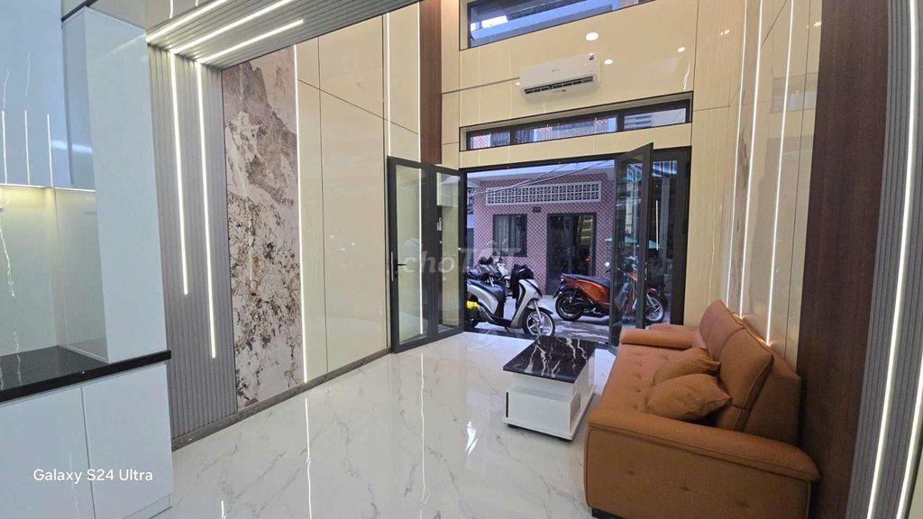 Bán nhà hẻm 5 m An Bình p5 Quận 5