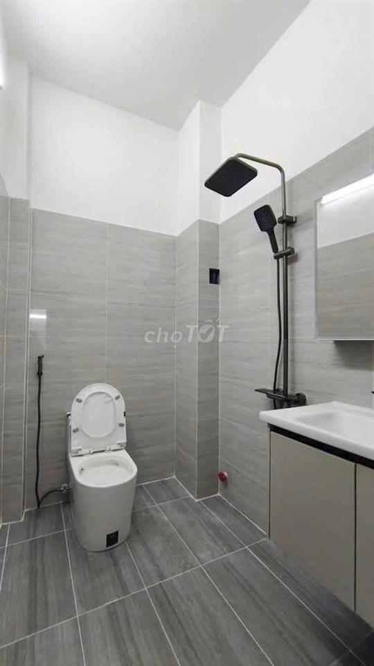 Bán nhà hẻm 5 m An Bình p5 Quận 5