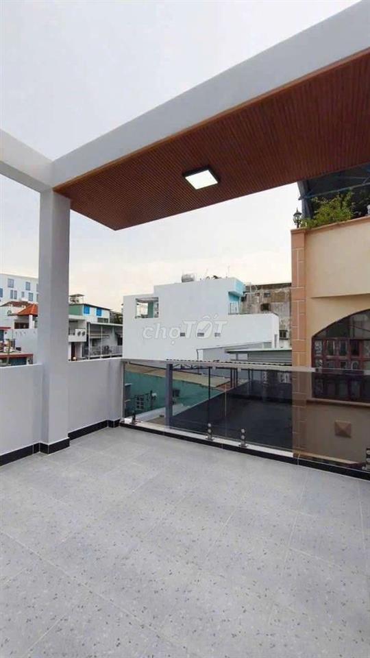 Bán nhà hẻm 5 m An Bình p5 Quận 5
