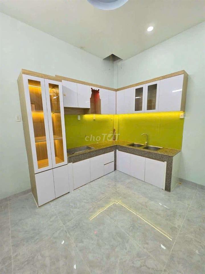 Bán nhà 1/ Nguyễn văn Luông , p11 quận 6