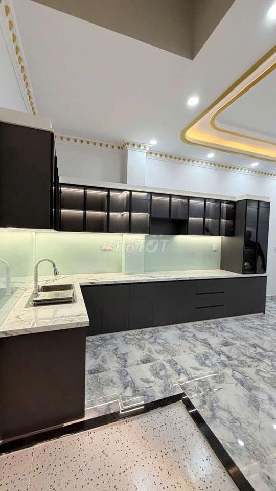 Mặt tiền đg 12 m Bình phú 1 Quận 6