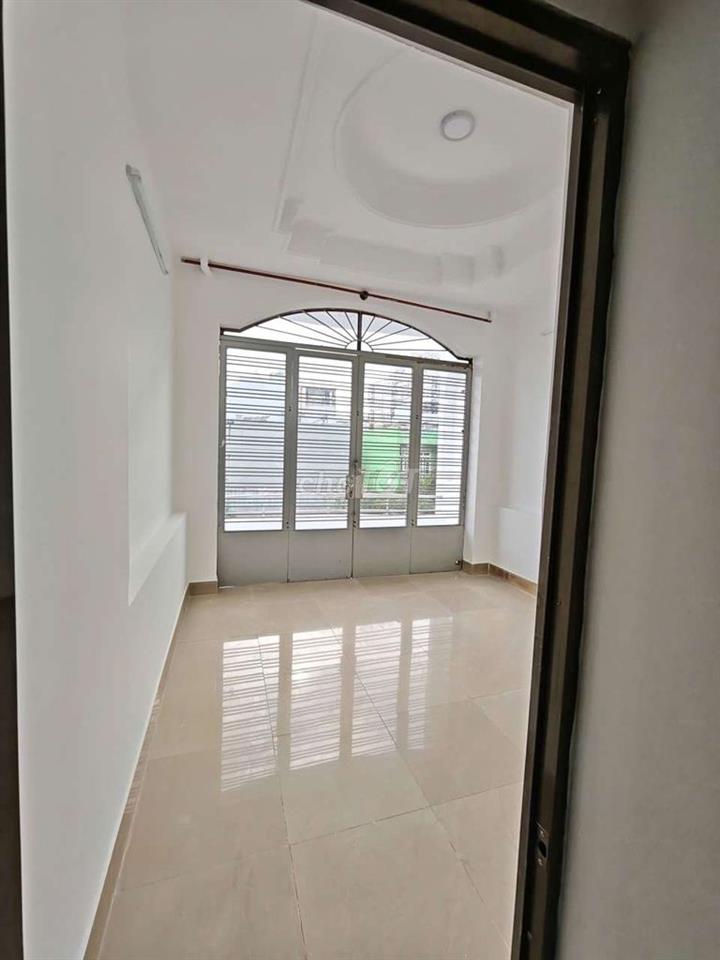 Mặt tiền Trần văn kiểu ,p11 Q6