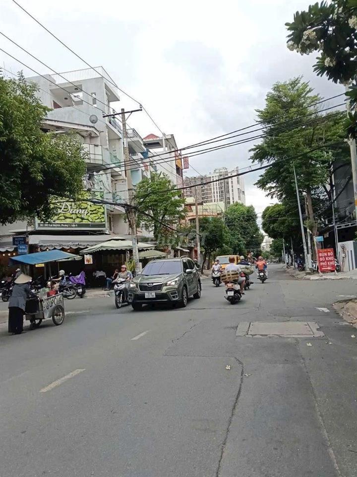 Mặt tiền Trần văn kiểu ,p11 Q6