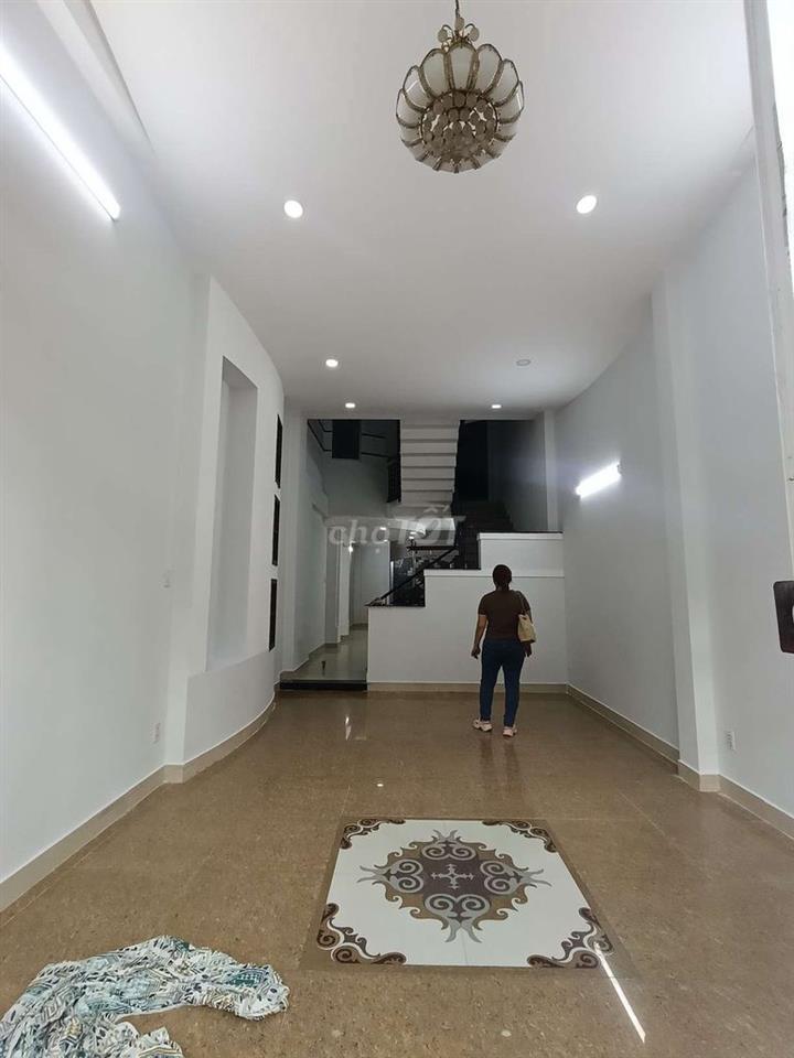 Mặt tiền Trần văn kiểu ( p11 Q6)