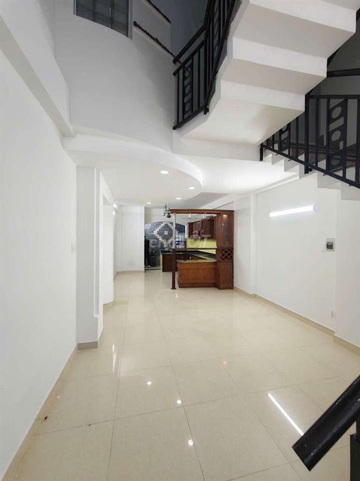 Mặt tiền Trần văn kiểu ( p11 Q6)