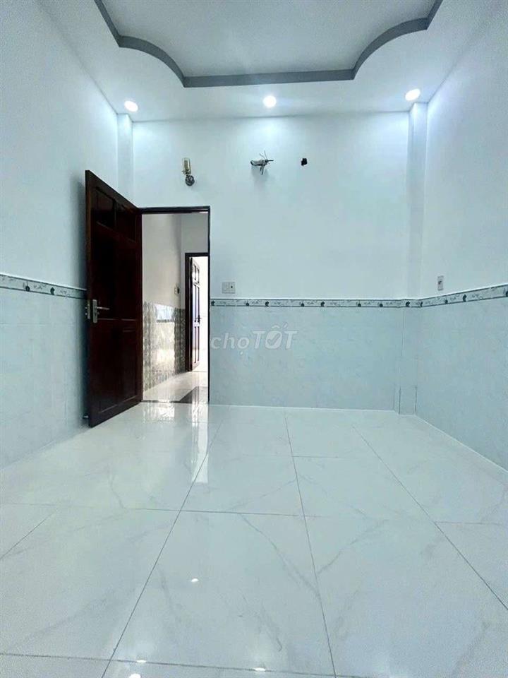 Bán nhà hẻm 4 m , phú Định , p16 Quận 8