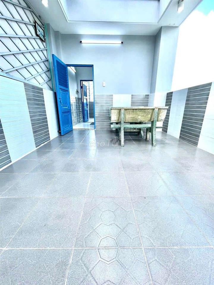 Bán nhà hẻm 4 m , phú Định , p16 Quận 8