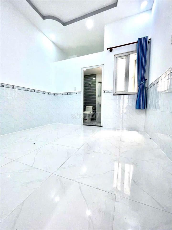 Bán nhà hẻm 4 m , phú Định , p16 Quận 8