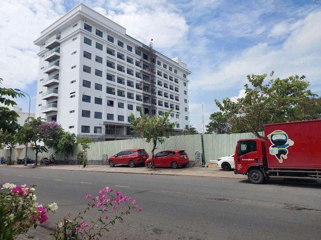 Mặt tiền đg số 9  Phạm văn chí Quận 6