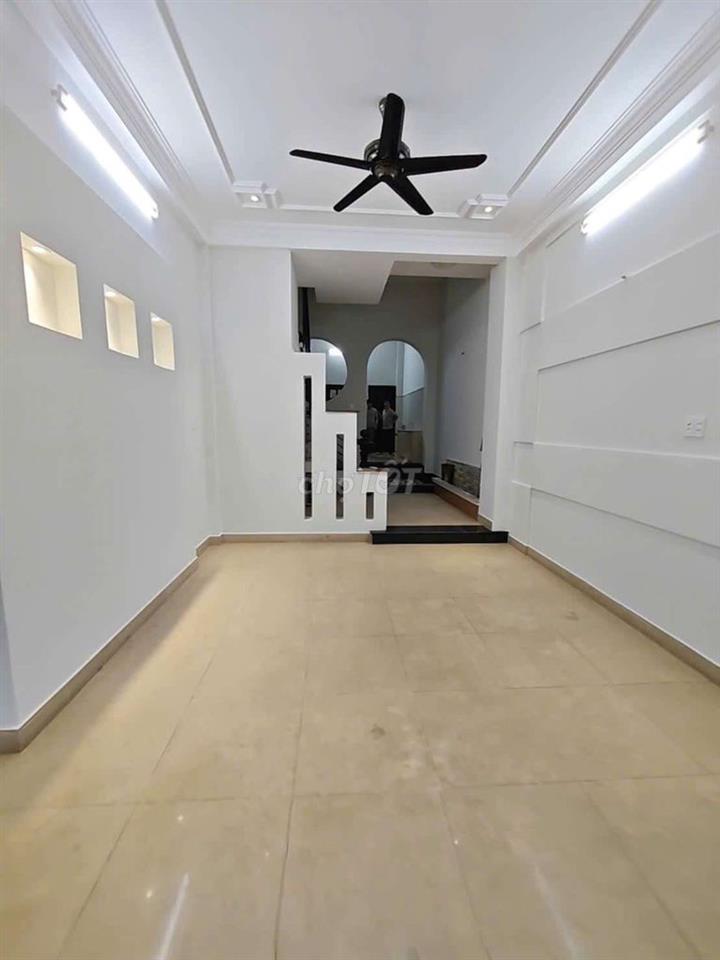 Mặt tiền đg 72 Bình phú p10 Q6
