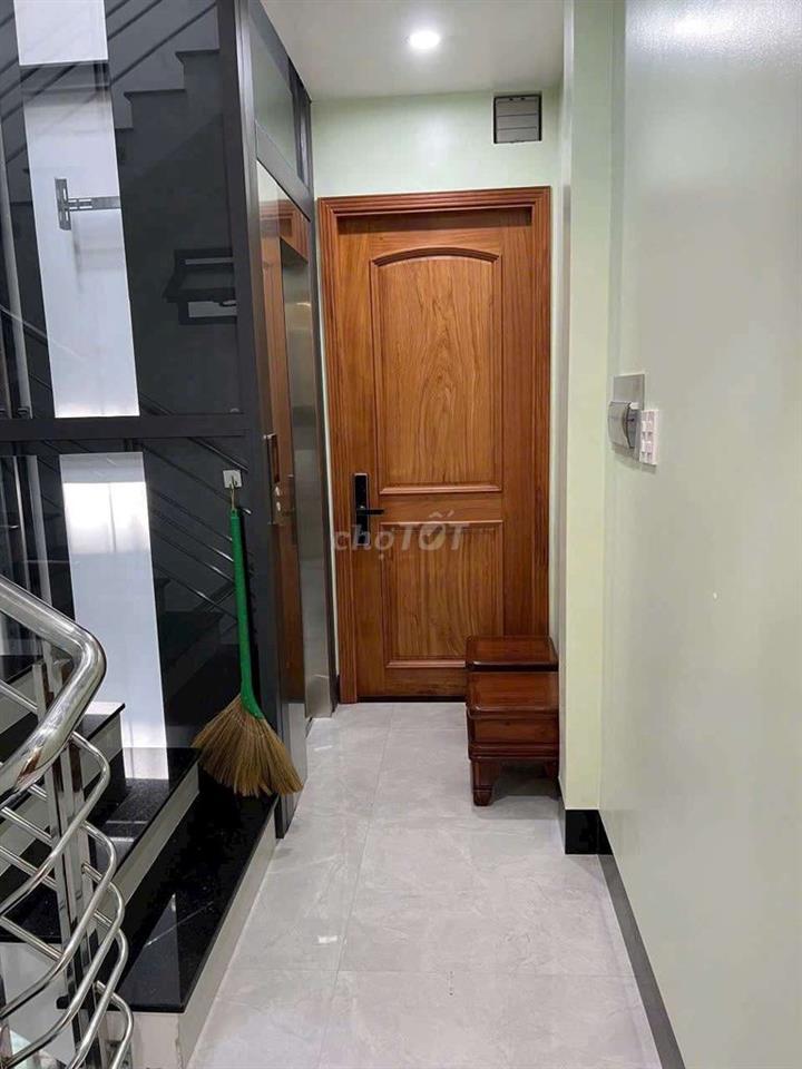 Nhà thuê Mặt tiền đg 74 Bình phú Q6