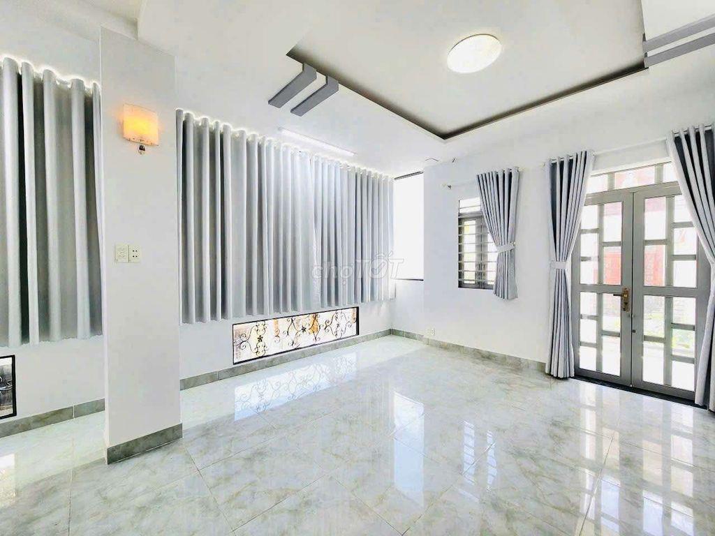 Bán nhà góc 3 Mặt tiền , CXPLA, p12 Q6