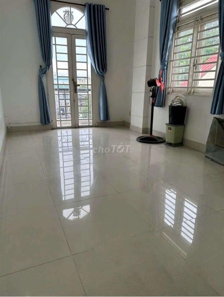 Nhà thuê Hem 4 m An dương vương , an lạc BT