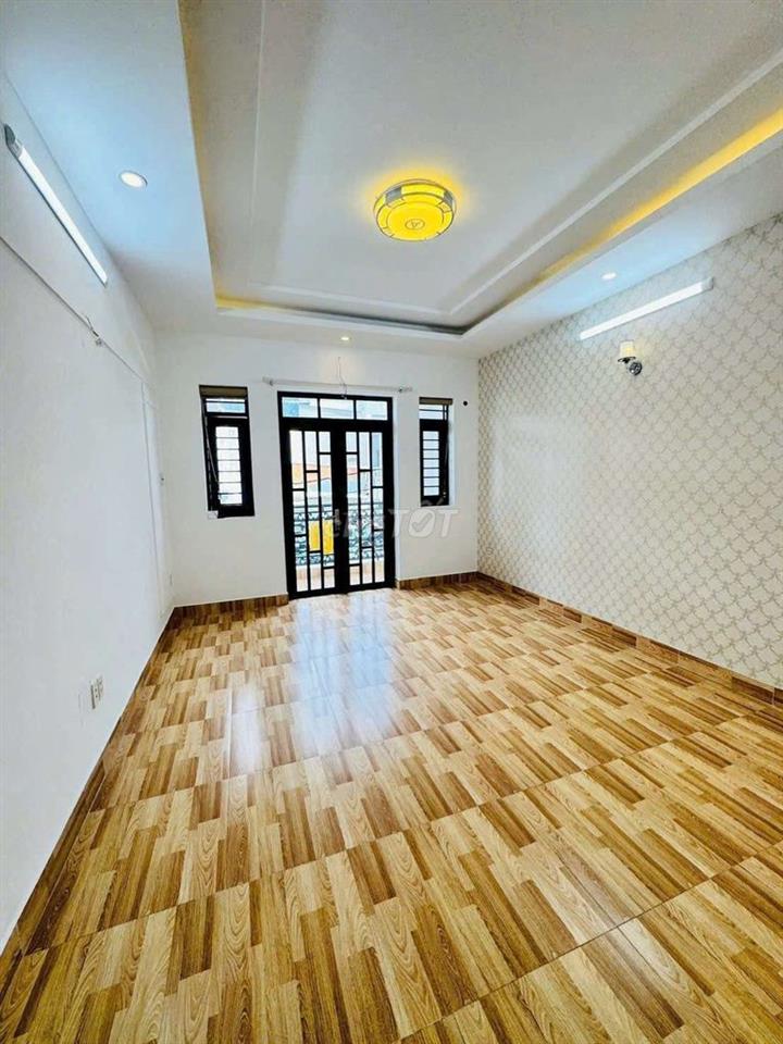 Mặt tiền đương , CXPLD, p10 Quận 6