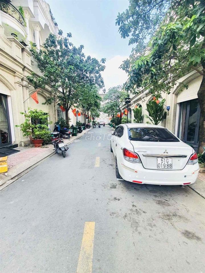🏡🏡 Bán Nhà 5 Tầng Đẹp Lung Linh - Ngay KDC Vĩnh Lộc ( Bình Tân ) - DT