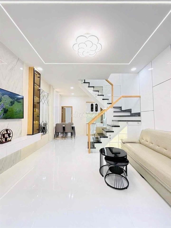 Bán Nhà 2 Tầng - Ngay Gò Xoài ( Bình Tân ) - DT 4,x 13m  Sổ Vuông V