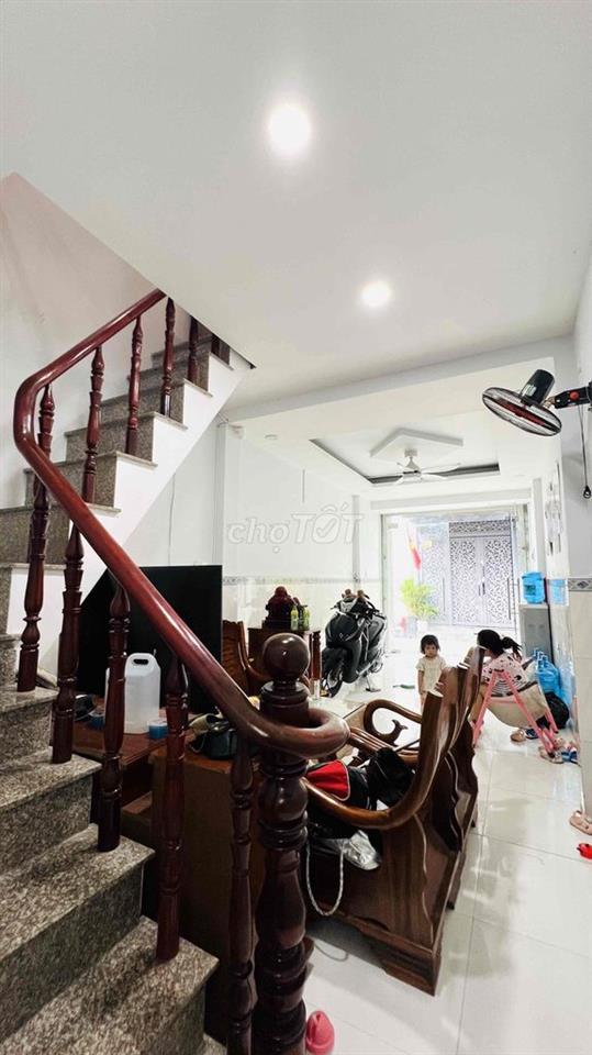 💯Chủ kẹt Bán Gấp Nhà 2 Tầng, Giá 4Tỷ 090TR, Hẻm Xe Hơi Đậu Cửa, DTS 72